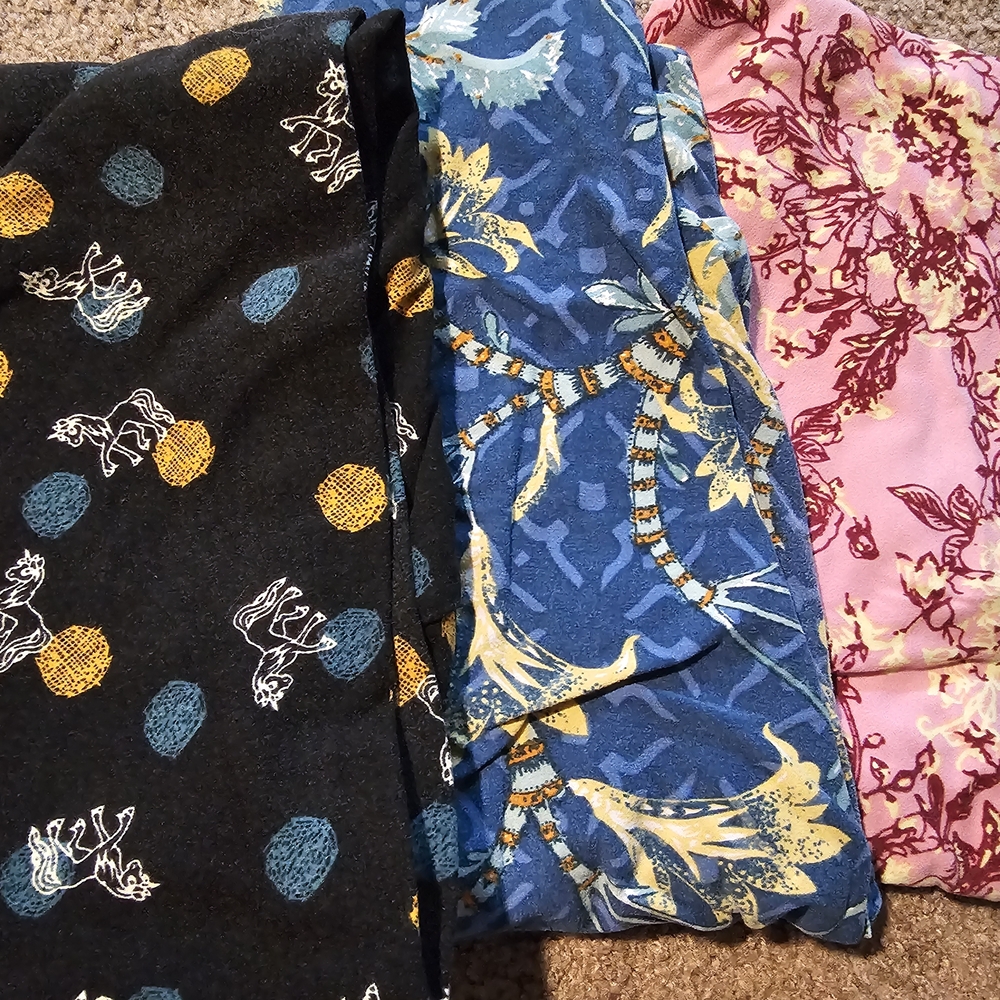 LuLaRoe Floral and Abstract Fabric Collection - Picture 3 of 4